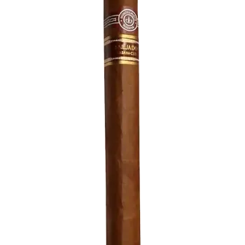 Montecristo White Churchill